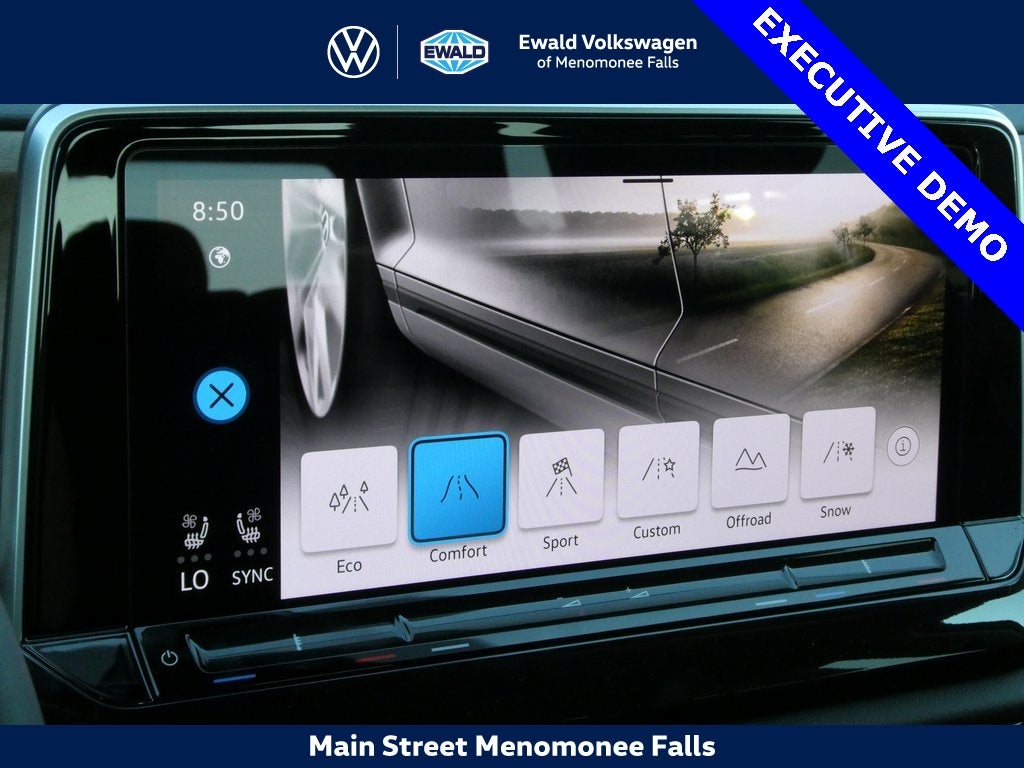 2025 Volkswagen Atlas 2.0T SE w/Technology