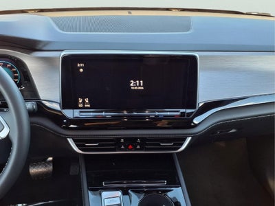 2026 Volkswagen Atlas Cross Sport SE w/Technology