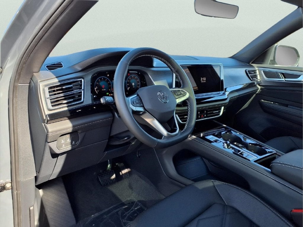 2026 Volkswagen Atlas Cross Sport SE w/Technology