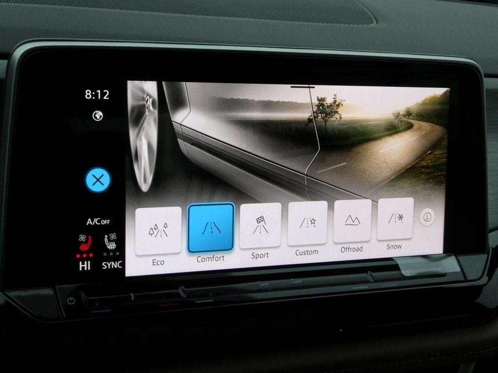 2026 Volkswagen Atlas Cross Sport 2.0T SE w/Technology