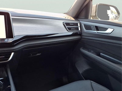 2026 Volkswagen Atlas Cross Sport SE w/Technology