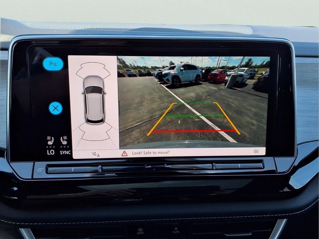 2026 Volkswagen Atlas Cross Sport SE w/Technology