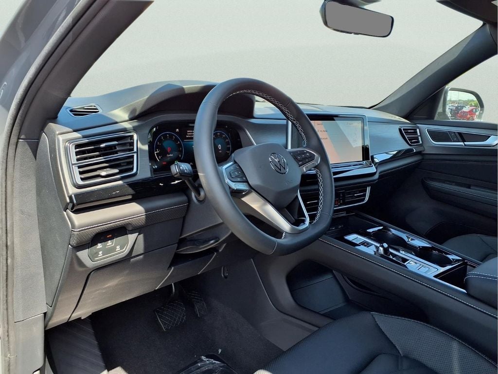 2026 Volkswagen Atlas Cross Sport SE w/Technology