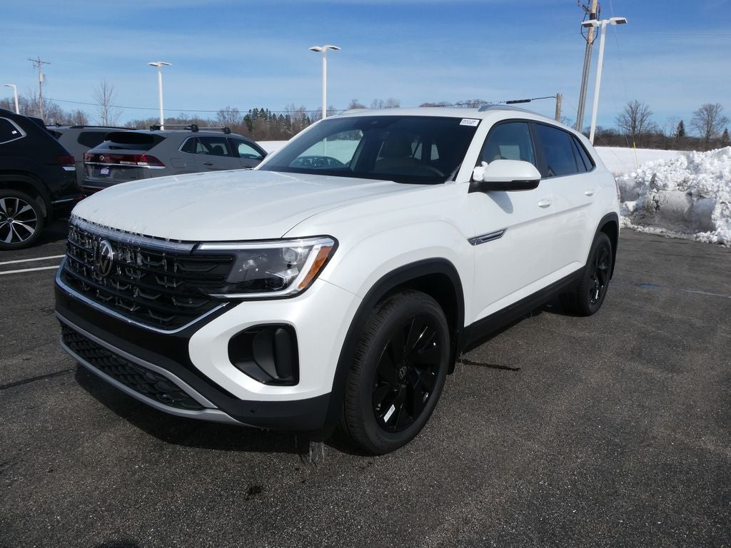 2026 Volkswagen Atlas Cross Sport 2.0T SE w/Technology