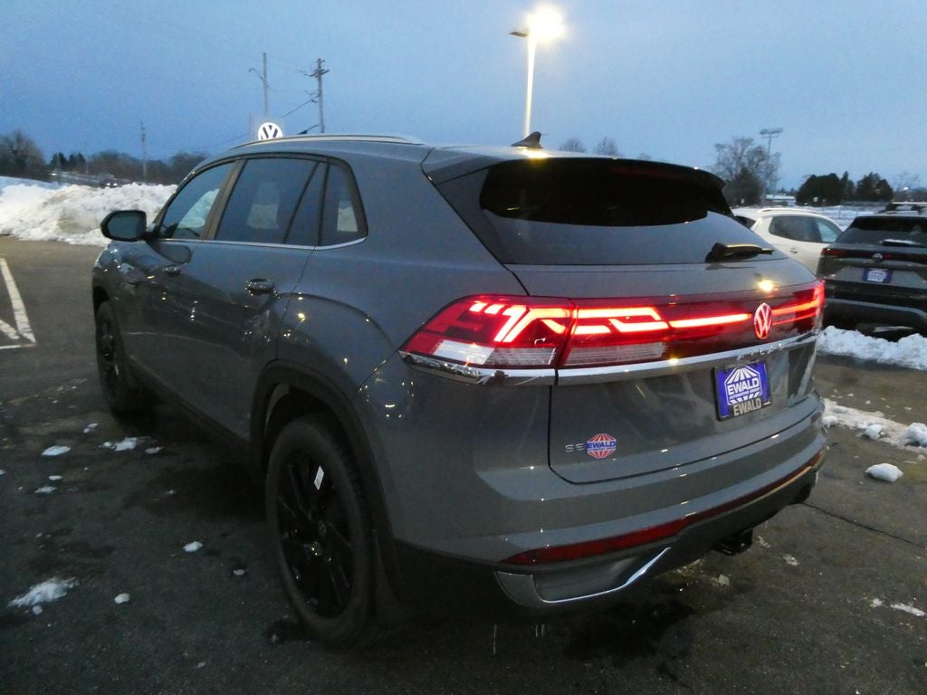 2026 Volkswagen Atlas Cross Sport 2.0T SE w/Technology