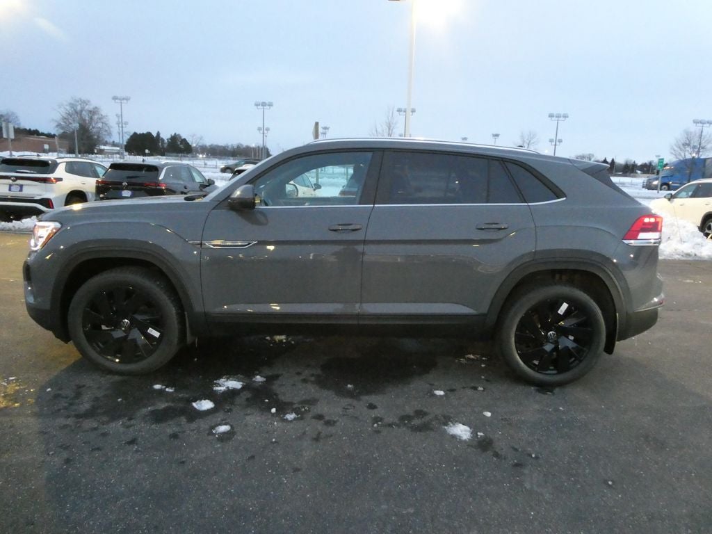 2026 Volkswagen Atlas Cross Sport 2.0T SE w/Technology