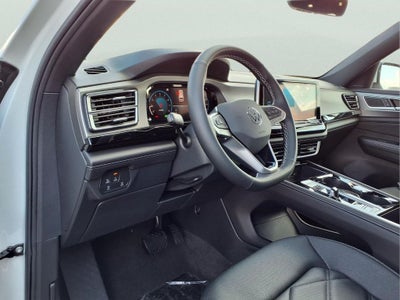 2026 Volkswagen Atlas Cross Sport SE w/Technology