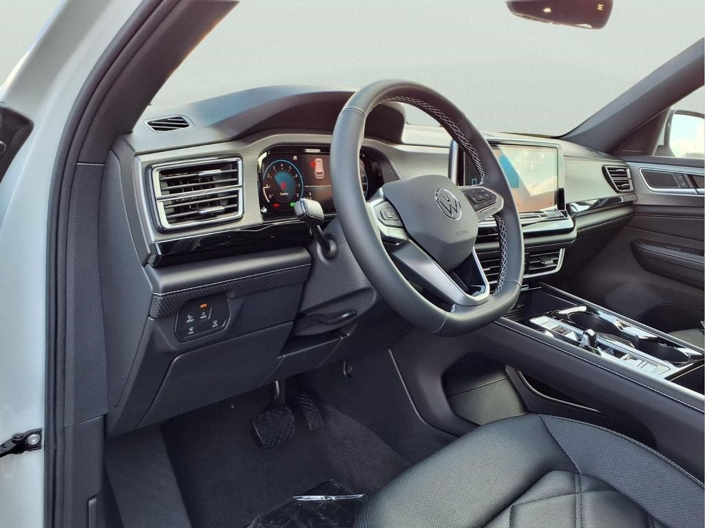 2026 Volkswagen Atlas Cross Sport SE w/Technology