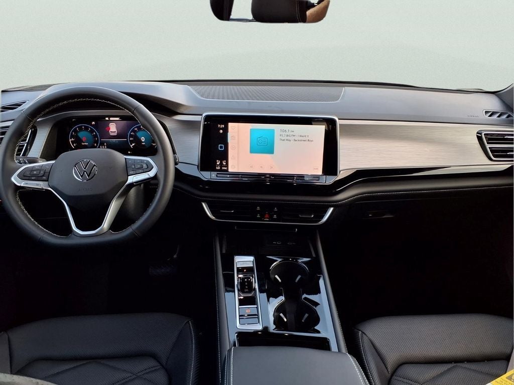 2026 Volkswagen Atlas Cross Sport SE w/Technology
