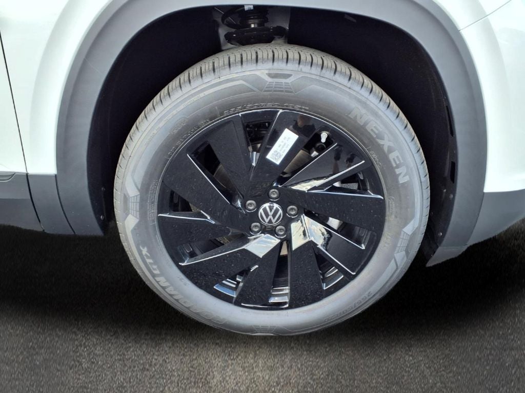 2026 Volkswagen Atlas Cross Sport SE w/Technology