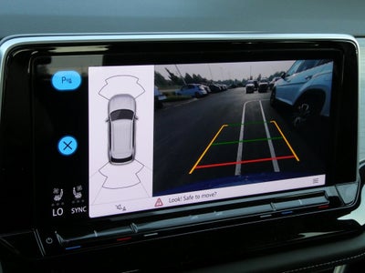 2025 Volkswagen Atlas Cross Sport 2.0T SE w/Technology