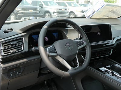 2025 Volkswagen Atlas Cross Sport 2.0T SE w/Technology