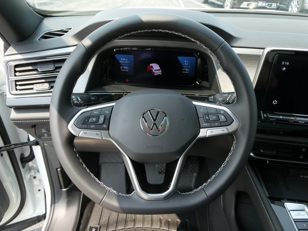 2025 Volkswagen Atlas Cross Sport 2.0T SE w/Technology