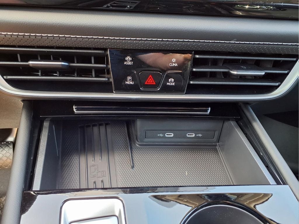 2026 Volkswagen Atlas SE w/Technology