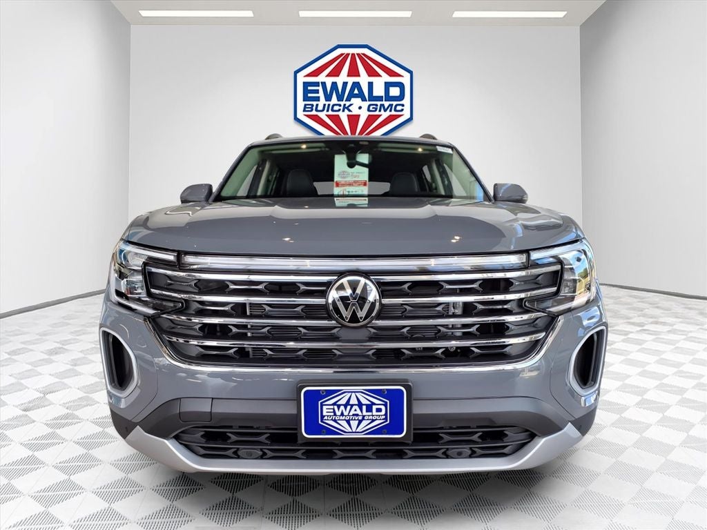2026 Volkswagen Atlas SE w/Technology