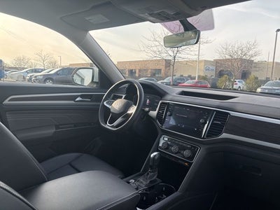 2023 Volkswagen Atlas 3.6L V6 SE w/Technology