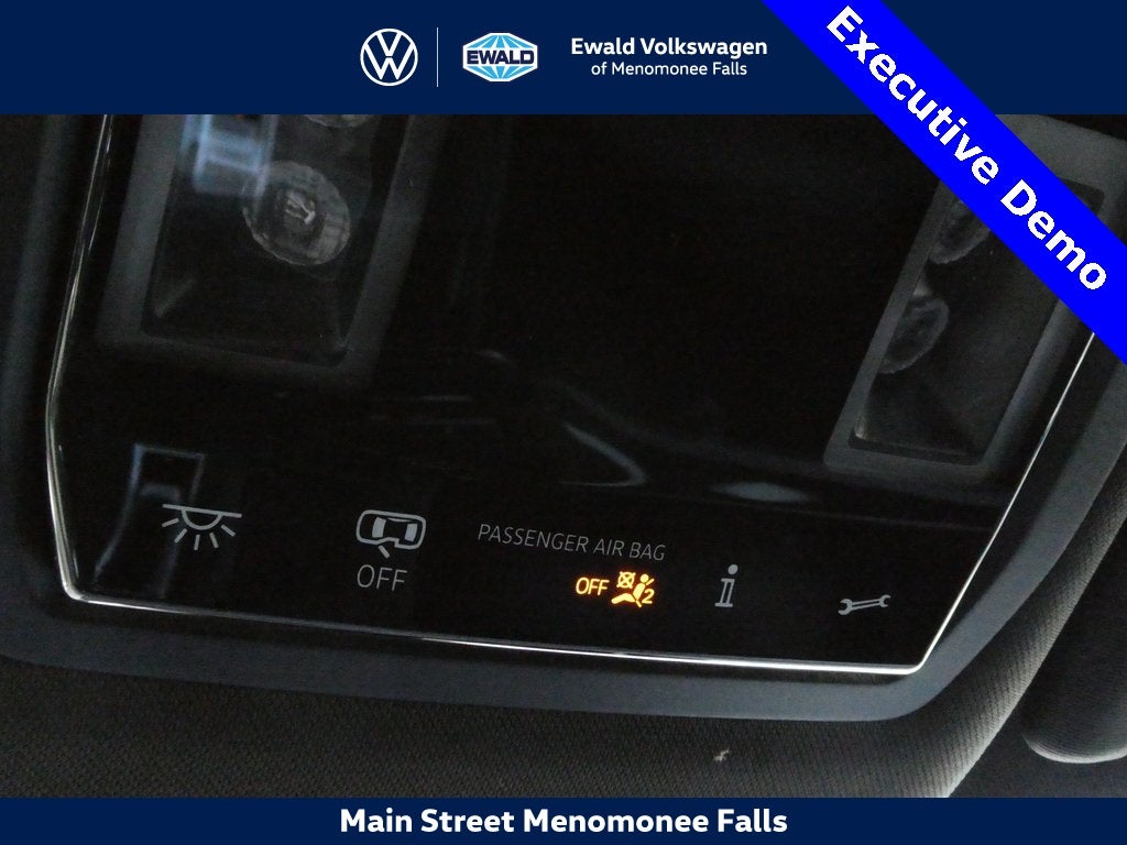 2025 Volkswagen Atlas Cross Sport 2.0T SE