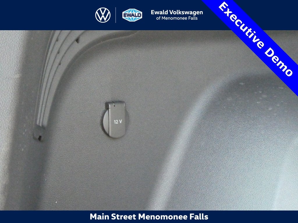 2025 Volkswagen Atlas Cross Sport 2.0T SE