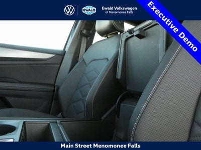 2025 Volkswagen Atlas Cross Sport 2.0T SE