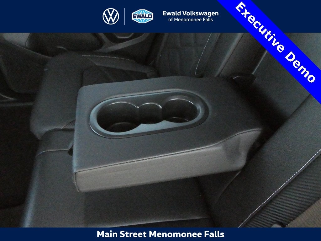 2025 Volkswagen Atlas Cross Sport 2.0T SE