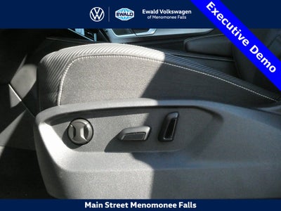 2025 Volkswagen Atlas Cross Sport 2.0T SE