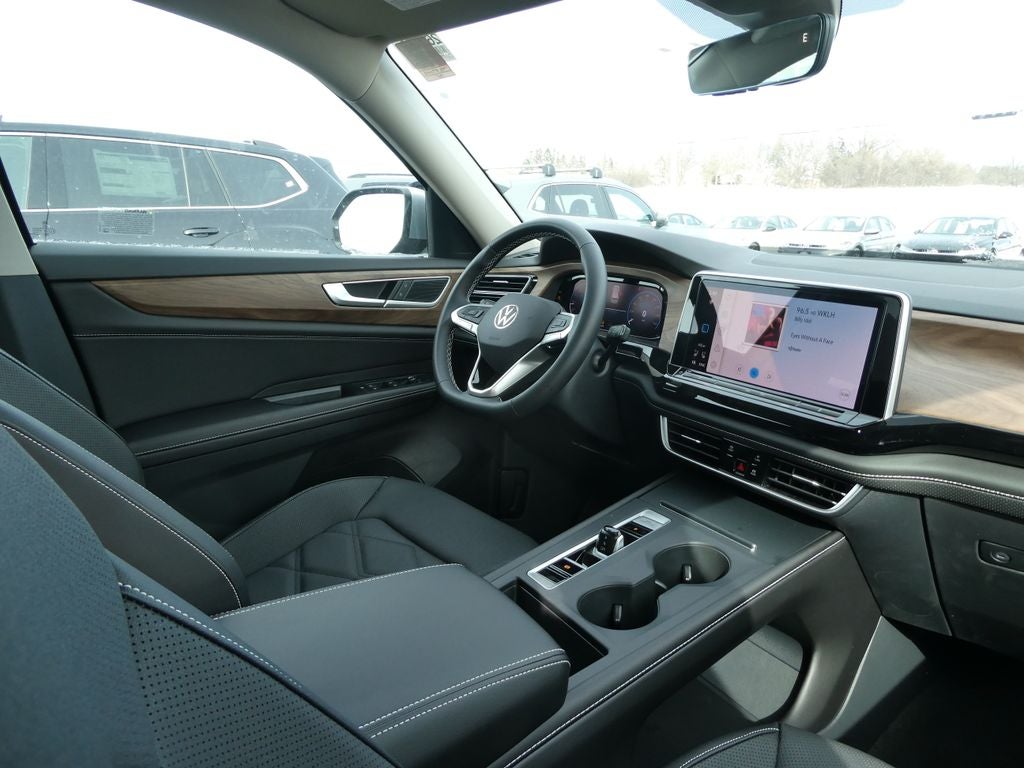 2026 Volkswagen Atlas 2.0T SE