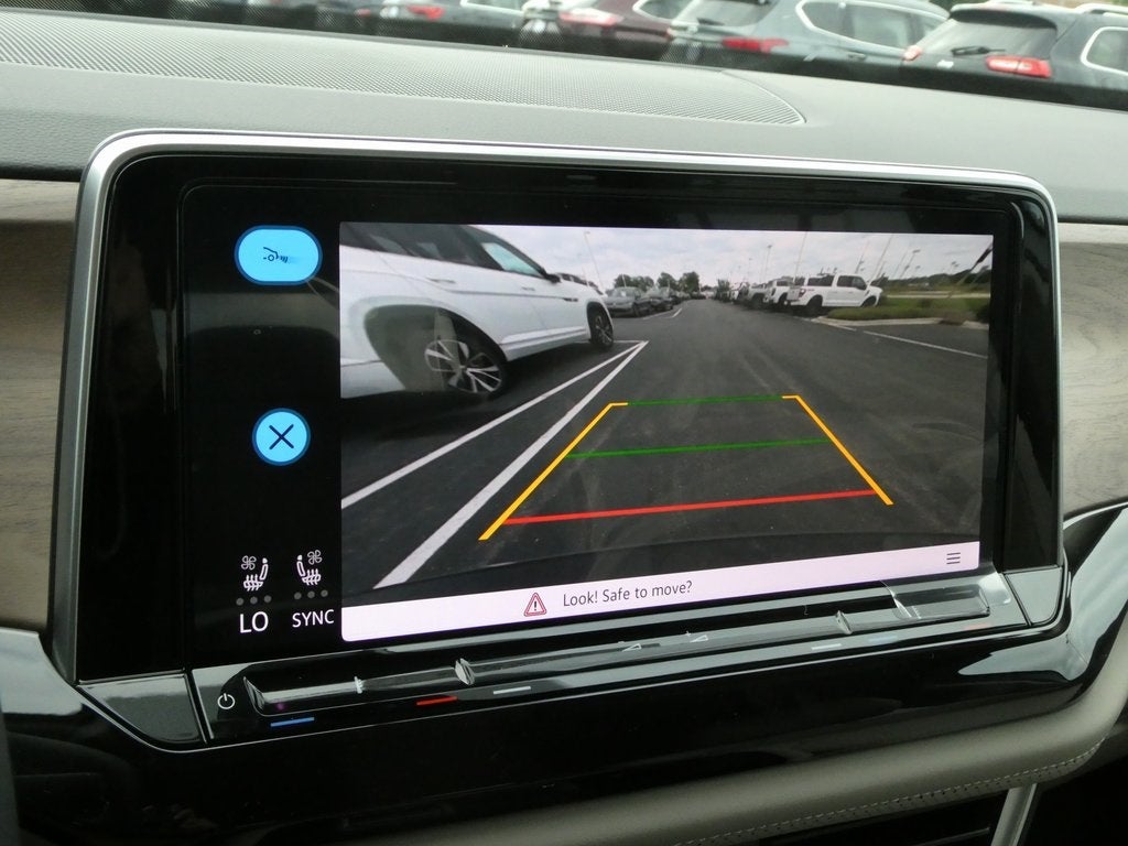 2026 Volkswagen Atlas 2.0T SE