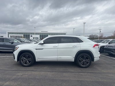 2022 Volkswagen Atlas Cross Sport 2.0T SEL R-Line