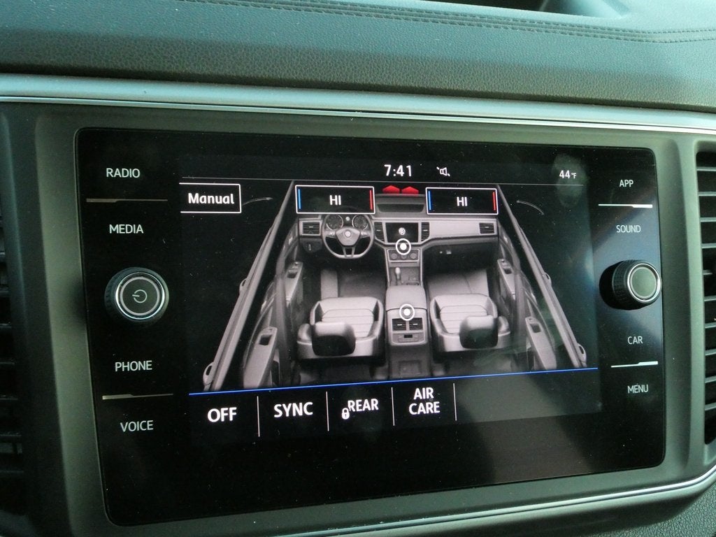 2019 Volkswagen Atlas 2.0T SE w/Technology w/Technology