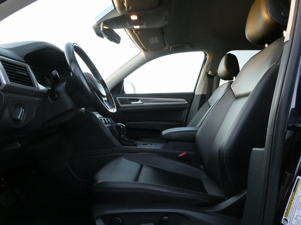 2019 Volkswagen Atlas 2.0T SE w/Technology w/Technology