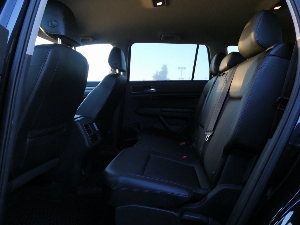 2019 Volkswagen Atlas 2.0T SE w/Technology w/Technology