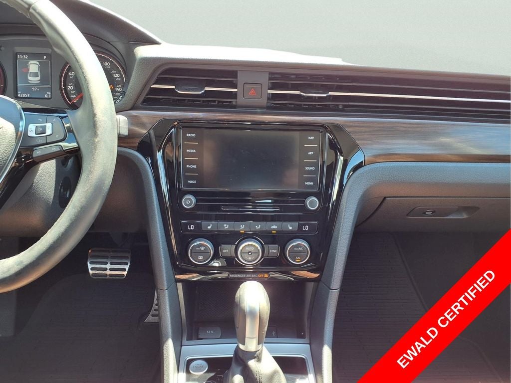 2020 Volkswagen Passat 2.0T SEL