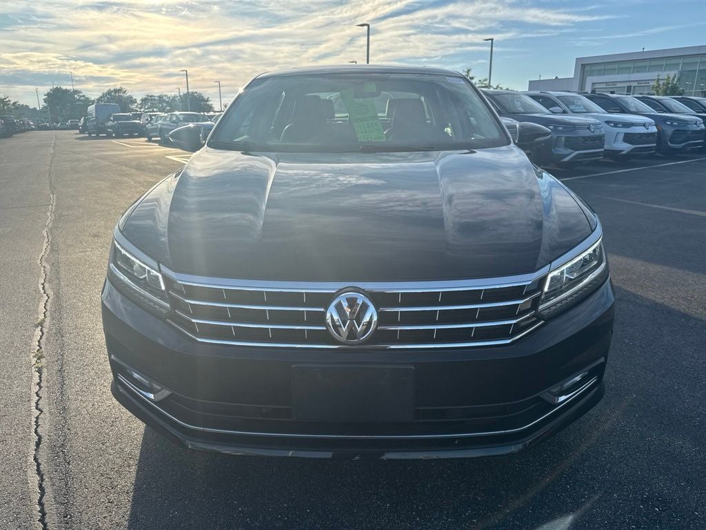 2017 Volkswagen Passat 1.8T SE w/Technology