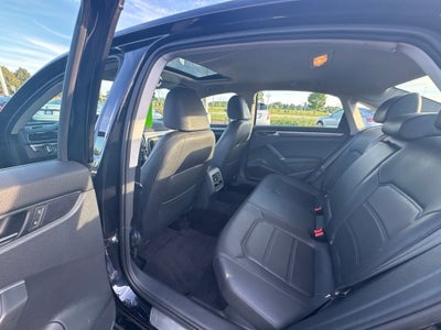 2017 Volkswagen Passat 1.8T SE w/Technology