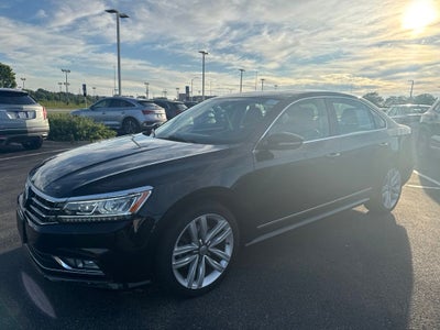 2017 Volkswagen Passat 1.8T SE w/Technology