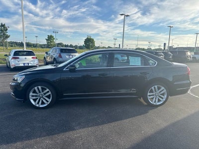 2017 Volkswagen Passat 1.8T SE w/Technology
