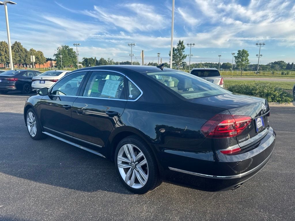 2017 Volkswagen Passat 1.8T SE w/Technology