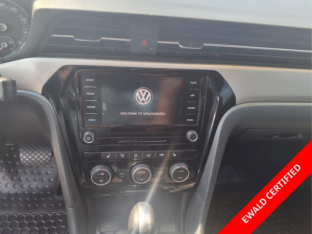 2020 Volkswagen Passat 2.0T SE