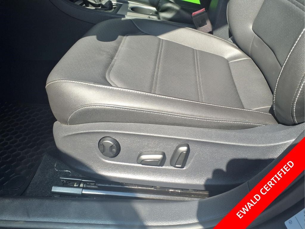 2020 Volkswagen Passat 2.0T SE