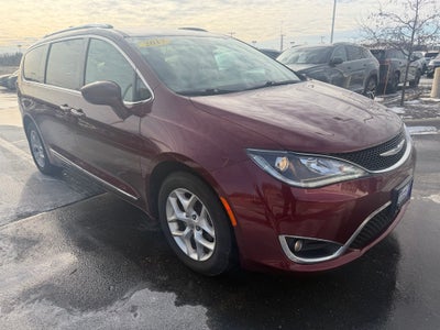 2017 Chrysler Pacifica Touring L Plus