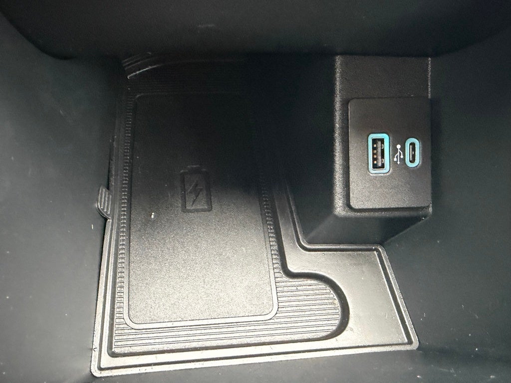 2024 Ford Edge ST Line