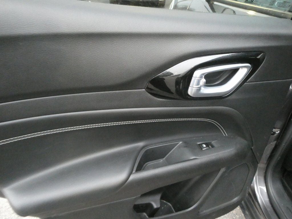 2023 Jeep Compass Altitude