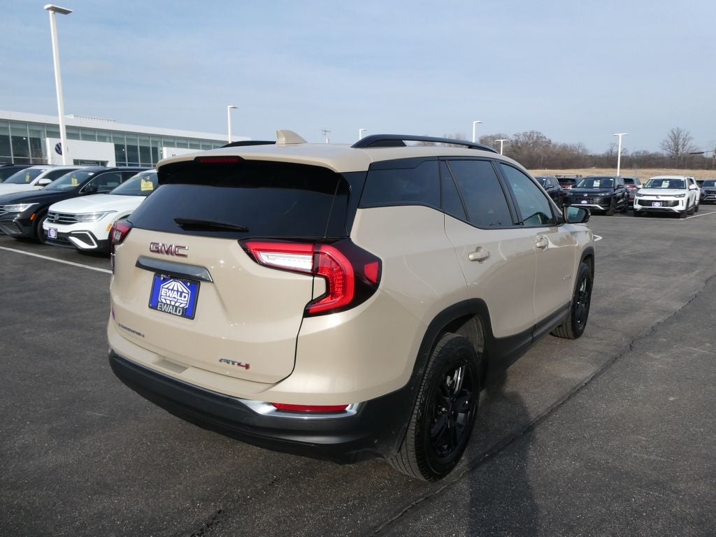 2023 GMC Terrain AT4