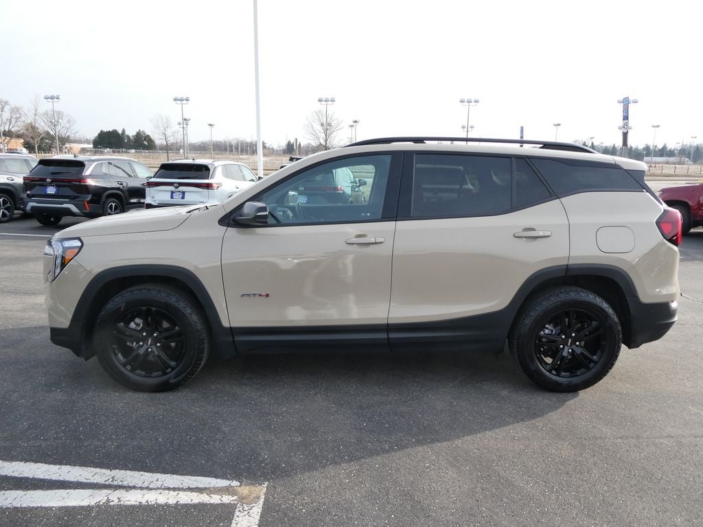 2023 GMC Terrain AT4