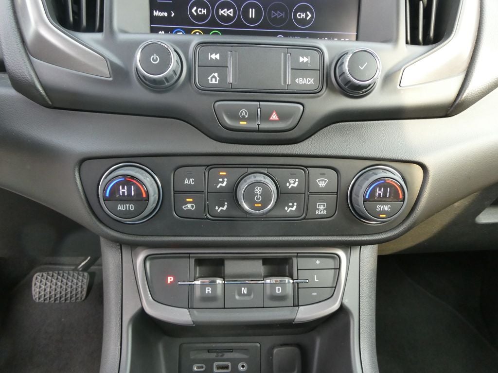 2023 GMC Terrain AT4