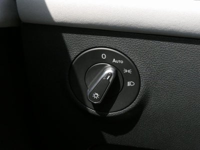 2025 Volkswagen Taos 1.5T SE Black