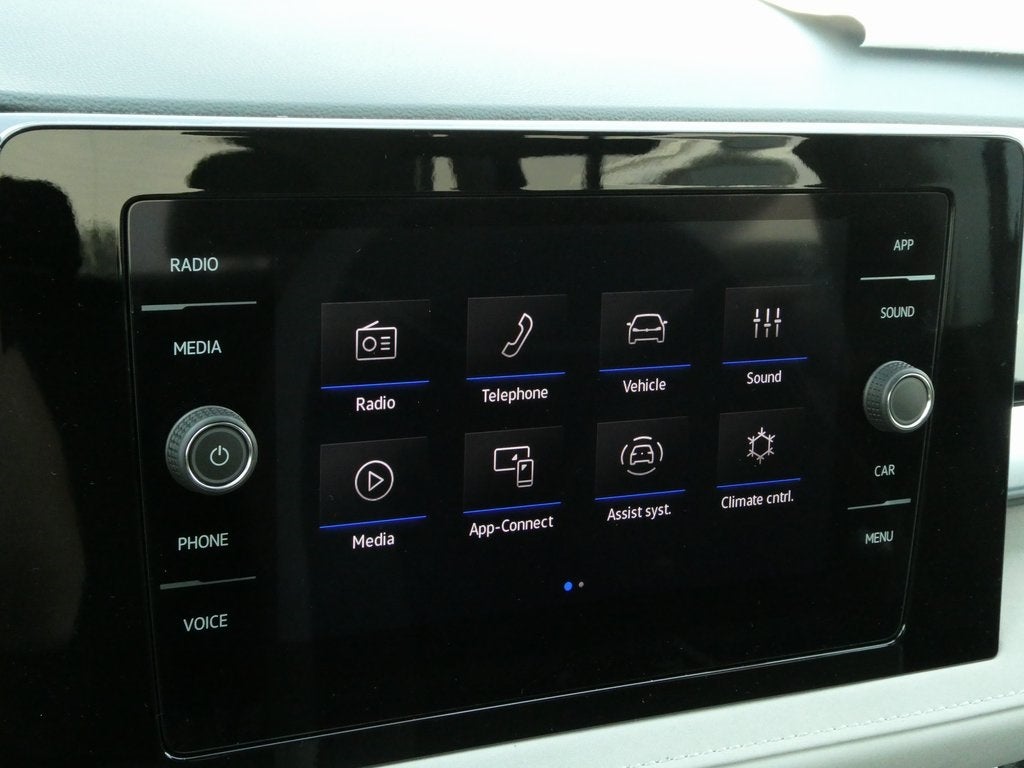 2025 Volkswagen Taos 1.5T SE Black