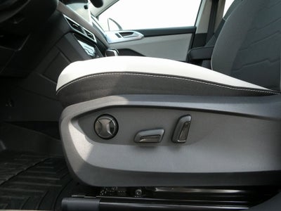 2025 Volkswagen Taos 1.5T SE Black