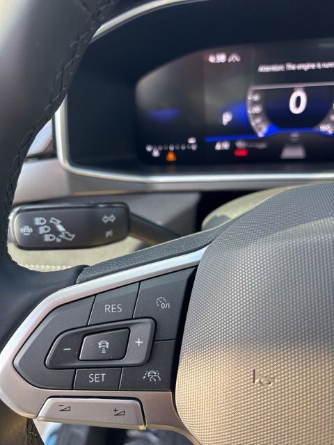 2026 Volkswagen Taos 1.5T SE Black