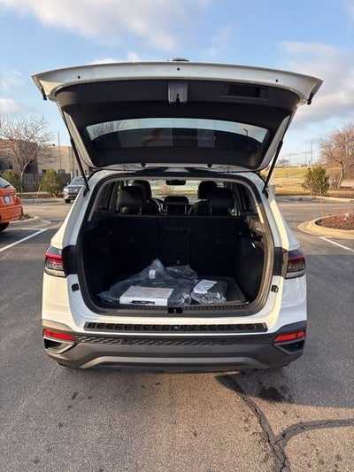 2026 Volkswagen Taos 1.5T SE Black